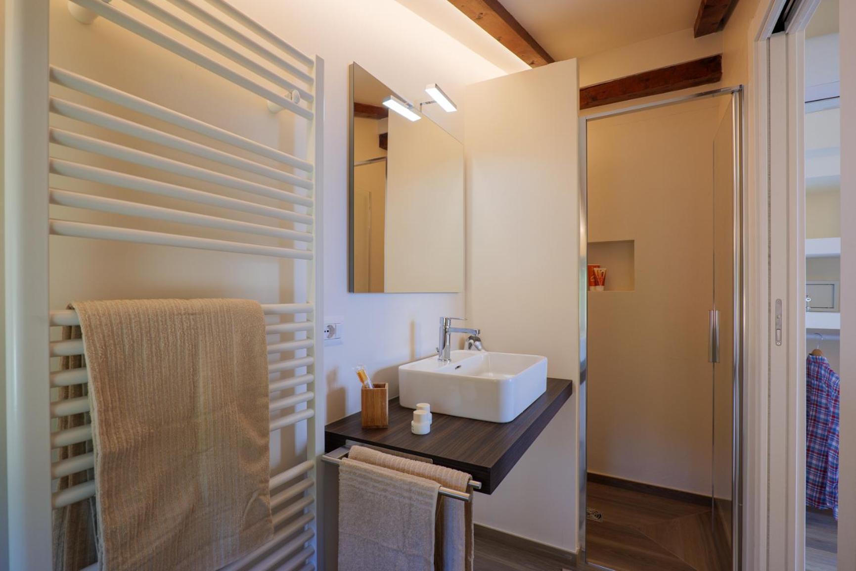 Piancalodge Cannero Riviera Room photo