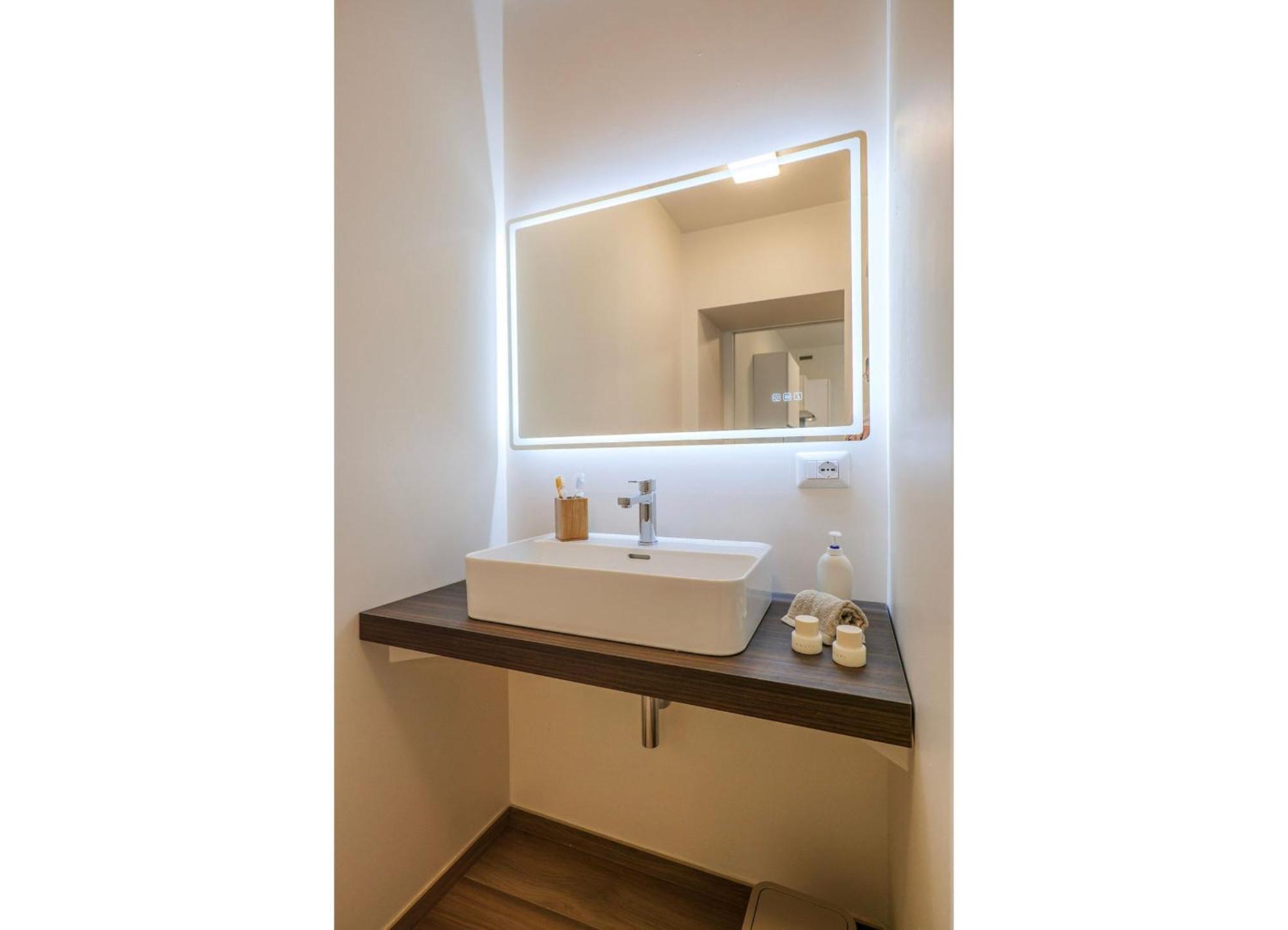 Piancalodge Cannero Riviera Room photo